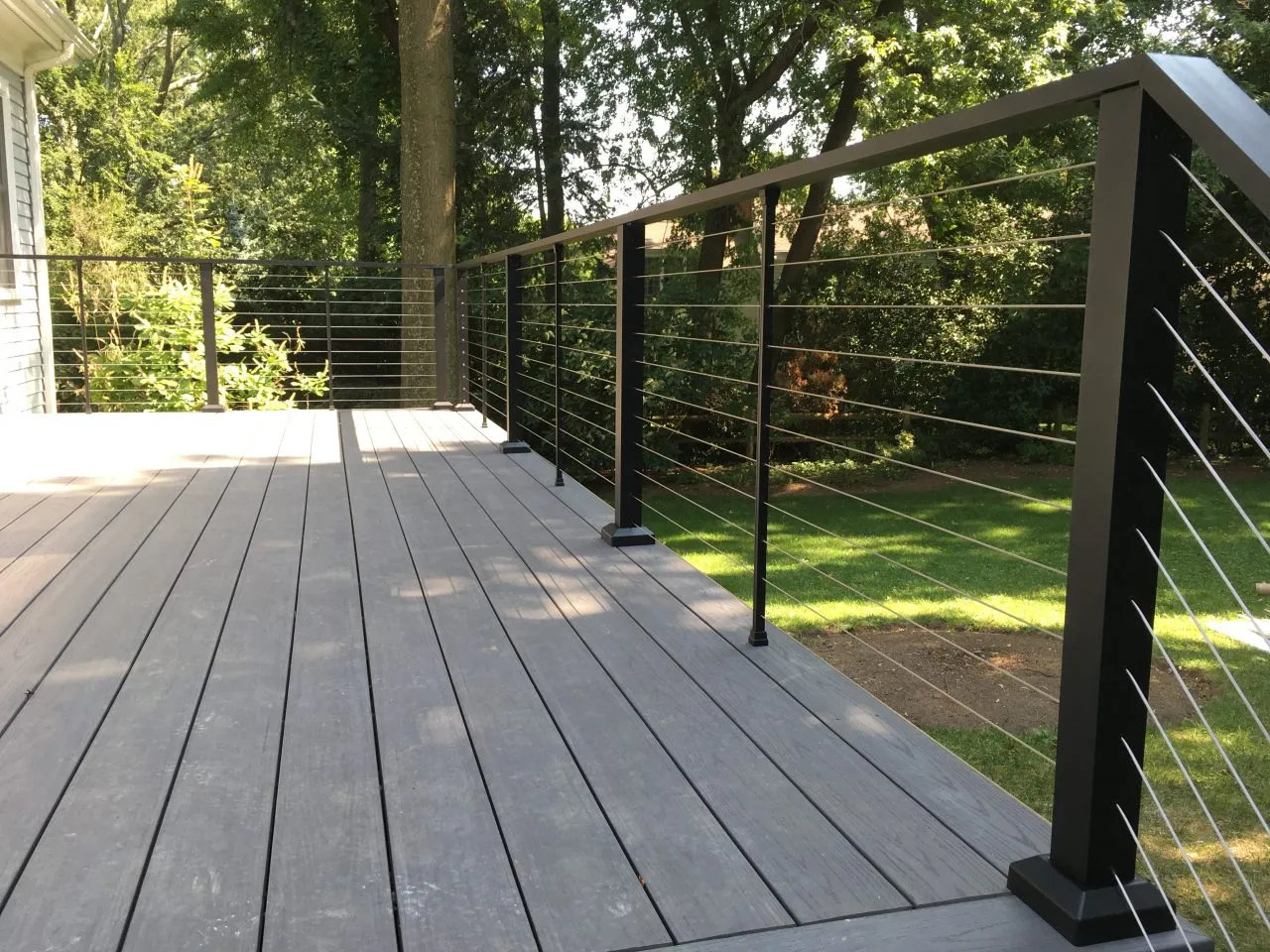 Should I Repair My Fence or Replace It?